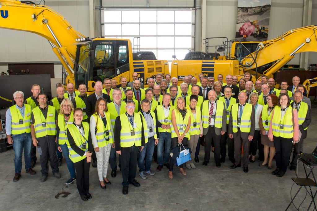 Rundfahrt „Handwerk live“ führte zu zwei Top-Unternehmen