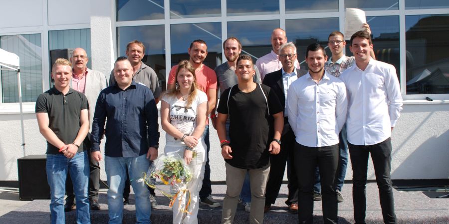 Maler- und Lackiererhandwerk feierte neue Gesellen und informierte die neuen Auszubildenden aus erster Hand