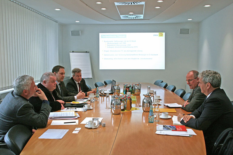 Führten konstruktive Gespräche (v.l.): Herbert Brichta, Dr. Gerd Böhme, Karl-Sebastian Schulte, Ingolf Jakobi, Ralf Kutzner und Helmut Dittke. Bild: ZVEH